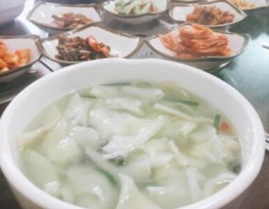 30년 전통 다슬기수제비