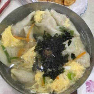 6시내고향 고향정가게 44년 전통 만두국