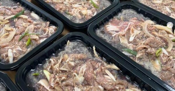 6시내고향 부안상설시장 뽕오디양념돼지갈비 포장