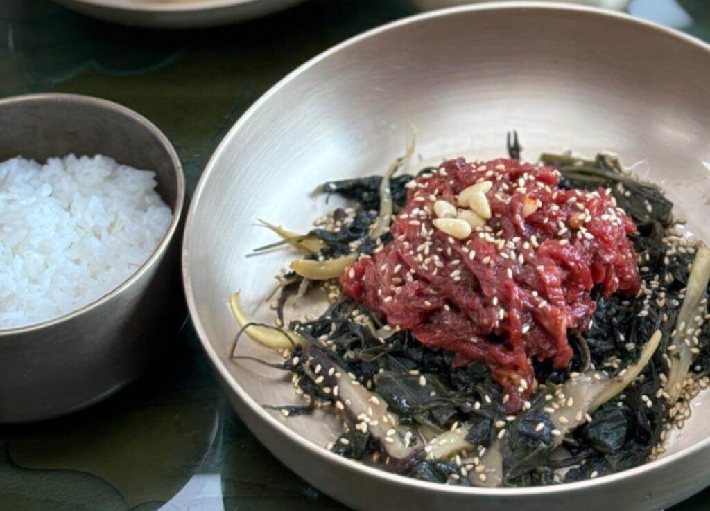 6시내고향 영천 육회비빔밥, 영천 안심정에서 맛보는 간장 육회비빔밥의 진수 2 6시내고향 영천 육회비빔밥