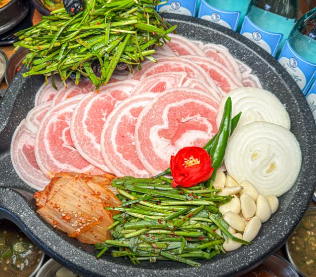오늘N 퇴근후N 꽃삼겹살