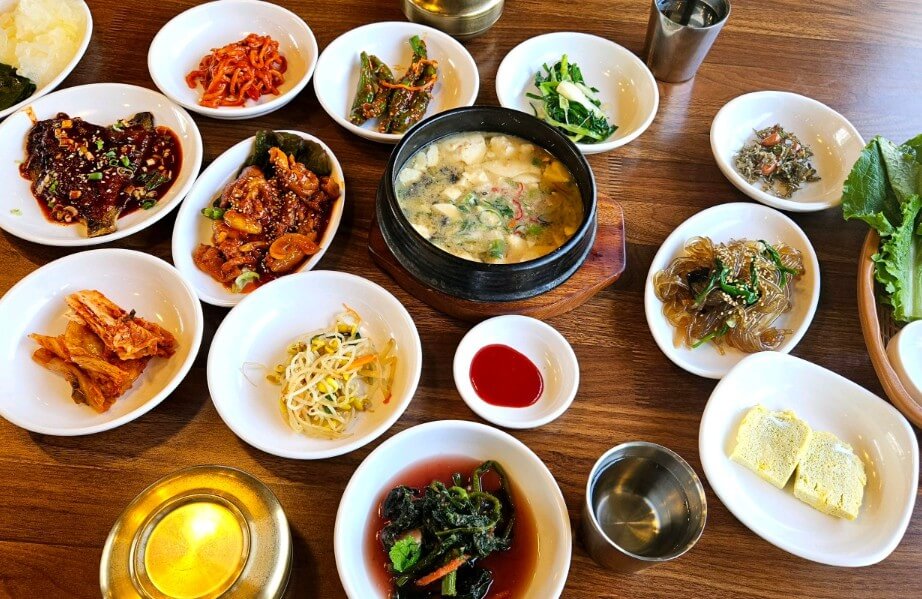 동네한바퀴 순천 청수골 집밥한상 청수골 단짝 어머니들의 진짜 집밥 맛집 2 동네한바퀴 순천 청수골 집밥한상