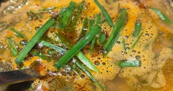 한국인의 밥상 무주앞섬마을 어탕칼국수 전국에서 찾아오는 그 맛의 비밀 5 매일아침 5천원 장어탕 썸네일