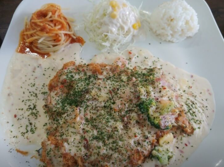 생방송투데이 대식가 돈가스 종류만 30가지 까르보돈가스