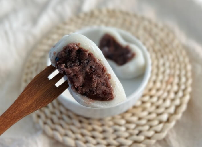 반으로 자른 생방송투데이 풍기찹쌀떡