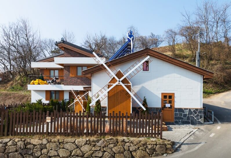 6시내고향 임실 지정환신부 삶터 치즈케이크 카페 전경