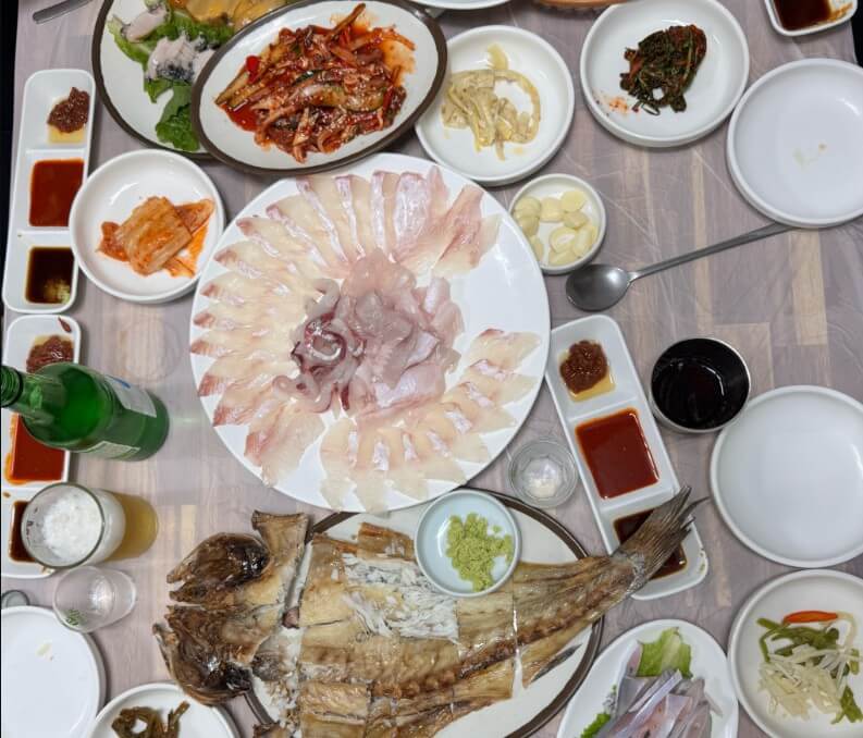 식객 허영만의 백반기행 송가인 진도밥상 자연산회정식 구성