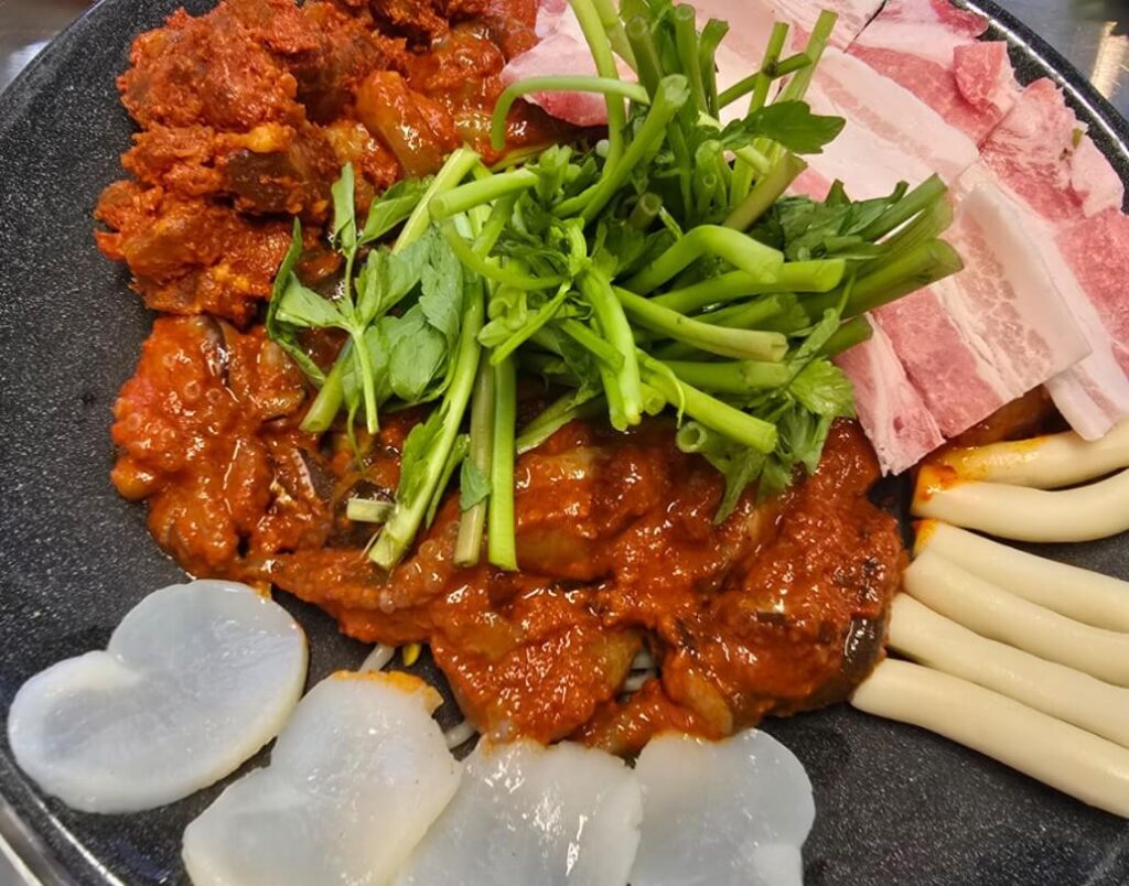 오늘N 쭈꾸미철판요리 쭈꾸미삼합