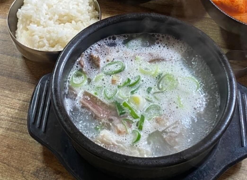 전현무계획3 보령 소머리국밥 수육 정려원 이정은의 찐 리액션맛집