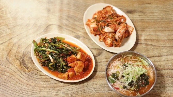 동네한바퀴 무청김치국수와 무청김치