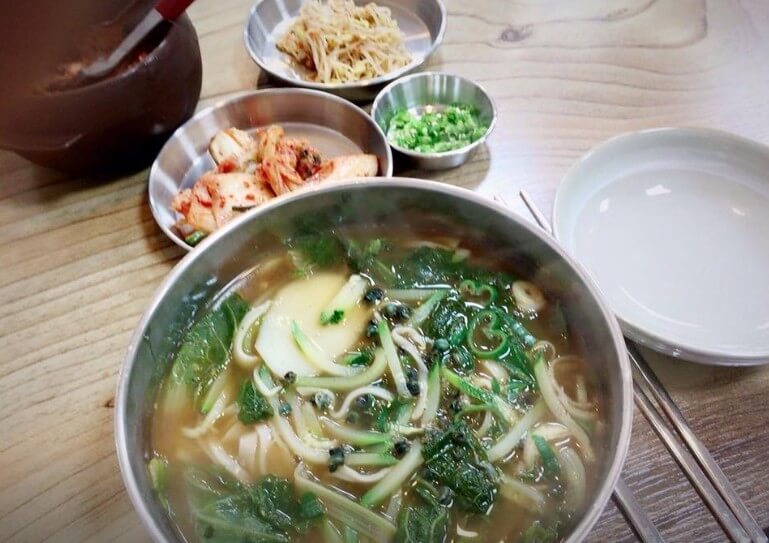 백반기행 장칼국수 횡성밥상 장칼국수 한그릇