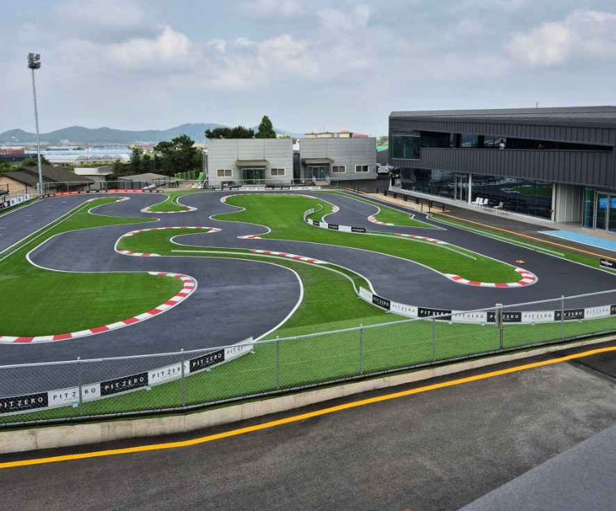 생방송투데이 레이싱RC카 카페 어른들의 이색놀이터 풍경