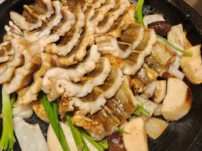 어디로튈지몰라 장어구이 한판