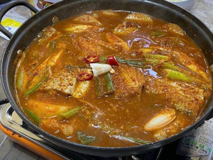 6시내고향 여수 갈치조림 갈치구이 맛집 보글보글 끓고있는 갈치조림