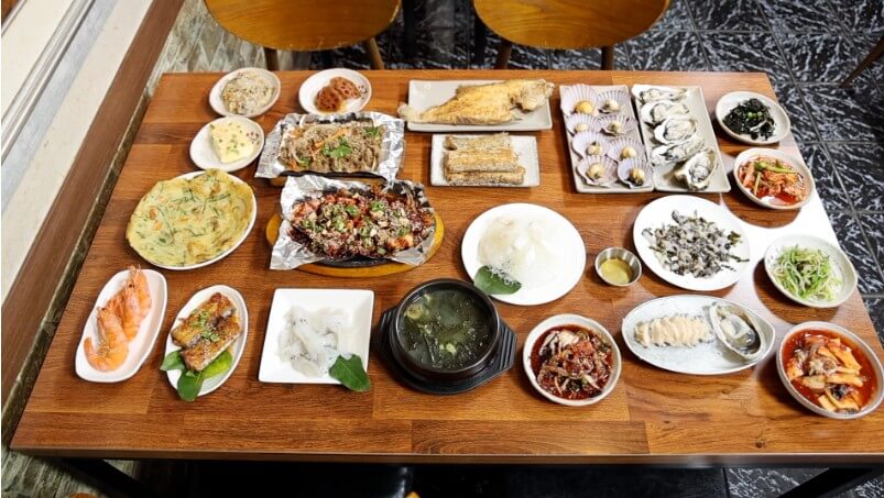 동네한바퀴 창원 45년 전통 통술집모녀 한상차림