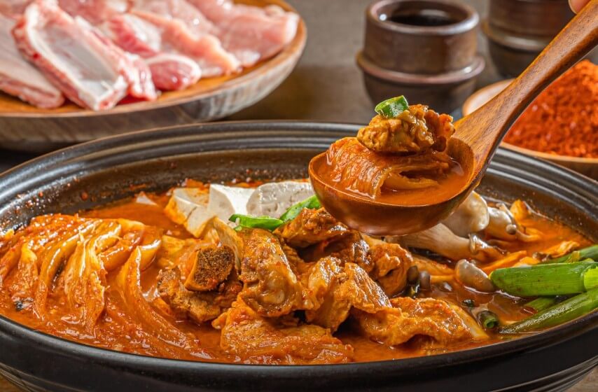 동네한바퀴 청주 모녀의 묵은지짜글이