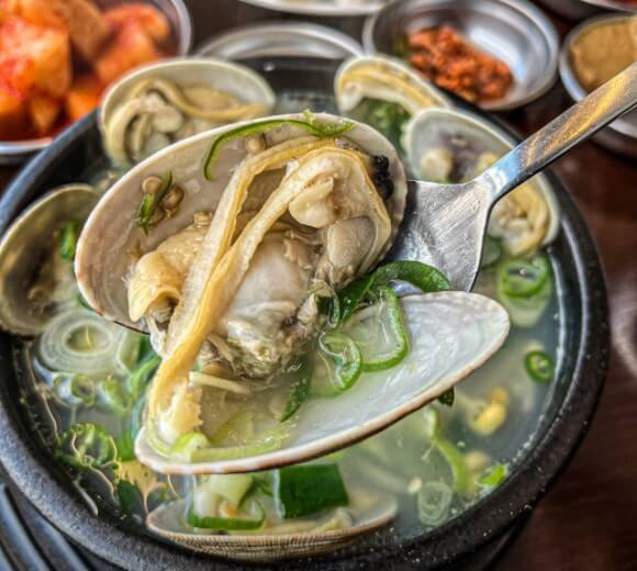 생방송오늘아침 바지락돼지국밥 한 뚝배기