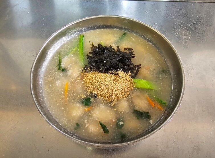 생방송오늘아침 자가제면 장칼국수식당 옹심이칼국수