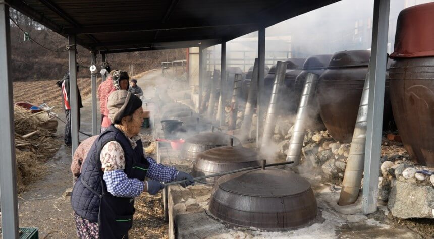 한국기행 다 이루어질지니 경북 예천 메주 가마솥에서 만드는 모습