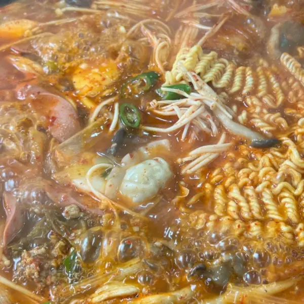 동네한바퀴 89세 박용복 할머니의 의정부부대찌개