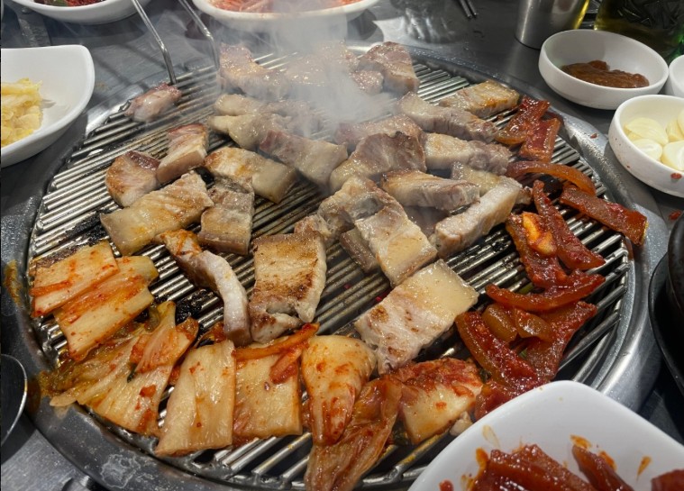 극한직업 오늘 나온 50년 돼지갈비